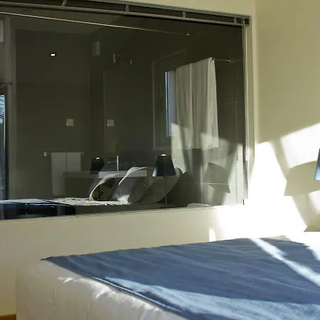 Vale De Ferreiros Country house *