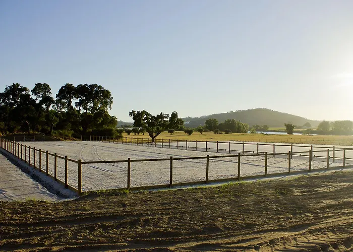 Vale De Ferreiros Country house *